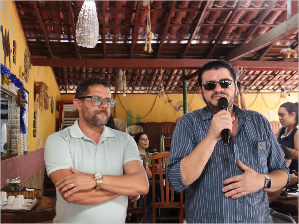 Pilõezinhos valoriza educadores com evento de confraternização em alusão ao Dia dos Professores